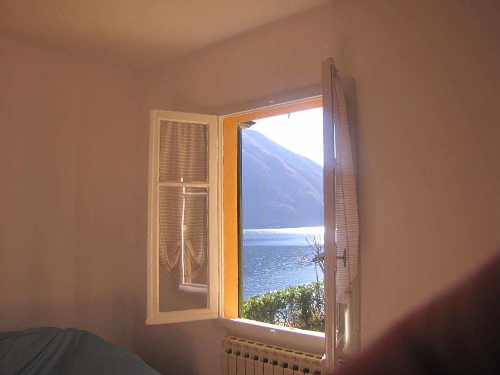 Villa The Dreamers Argegno Room photo